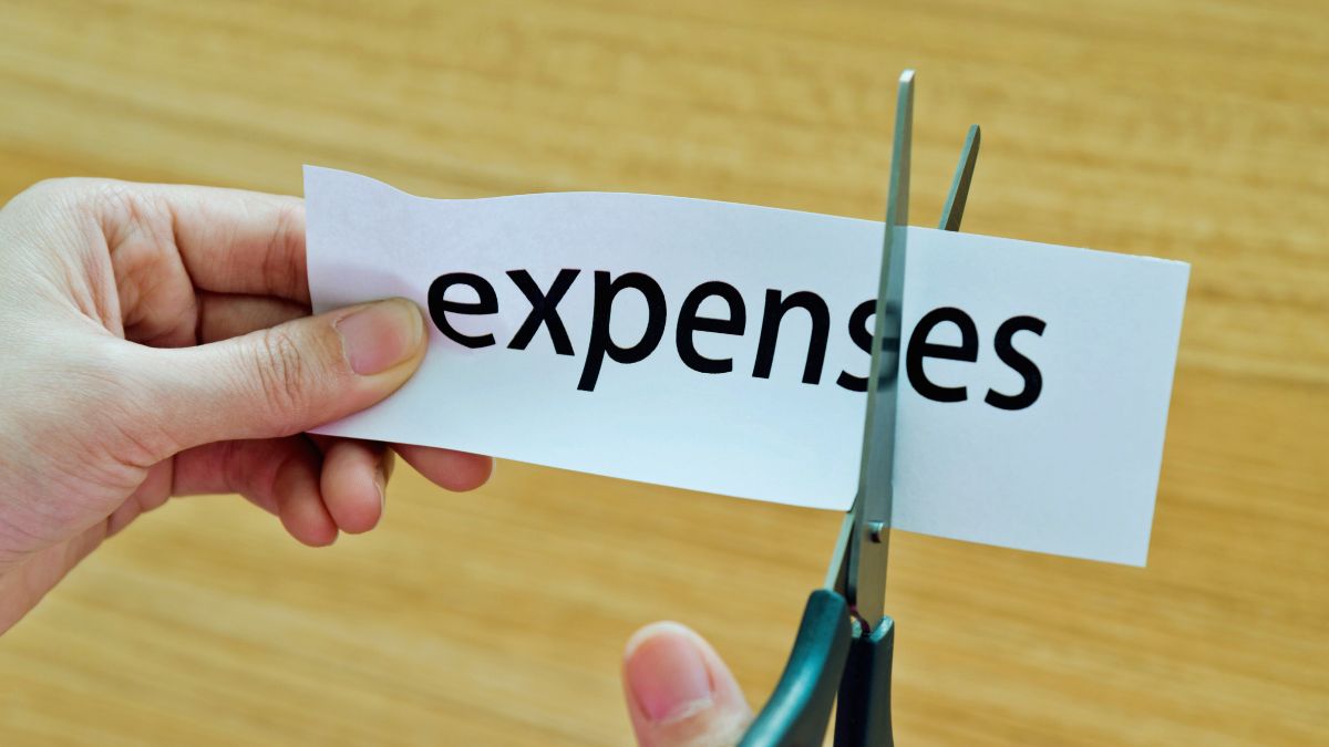 Minimize Expenses